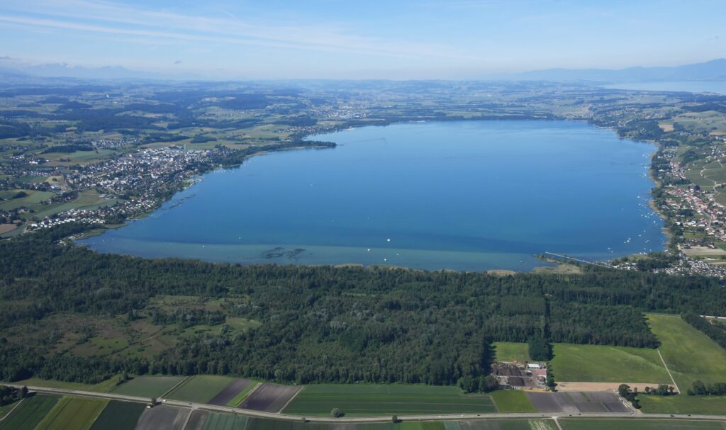Aerial image of Lake Murten (view from the northeast)